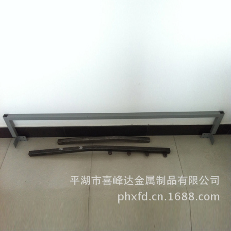 Trailing bed frame